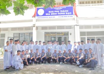 LỄ TRƯNG BẢNG HIỆU BAN PHỤ TRÁCH GIA ĐÌNH HƯNG ĐẠO