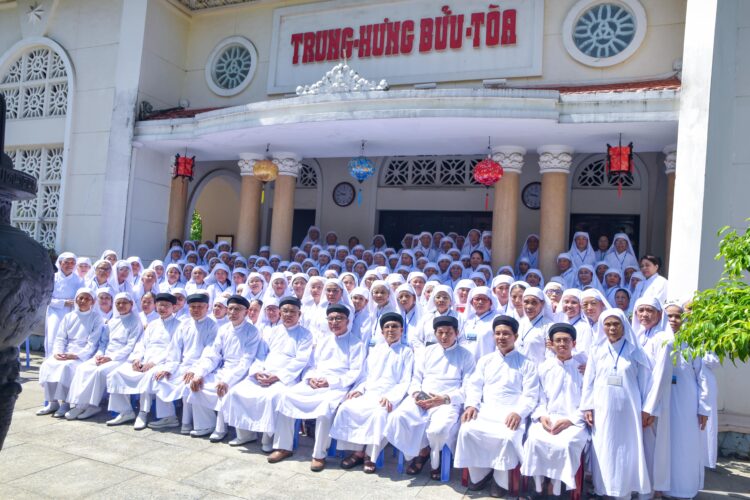 LỄ NHẬP DÒNG VÀ KHÓA HỘI TU HỘI HỌC DÒNG TU CHƠN GIÁC