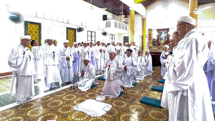 LỄ BÁI MẠNG GIÁO HỮU, LỄ SANH HÀM PHONG VÀ BỔ NHIỆM QUYỀN ĐẦU HỌ ĐẠO