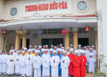 LỄ BAN TRAO THIÊN PHỤC ĐẦU HỌ ĐẠO VÀ LỄ BÁI MẠNG THỌ NHIỆM ĐẦU HỌ ĐẠO, BAN ĐIỀU HÀNH TỊNH THẤT, BAN CAI QUẢN HỌ ĐẠO