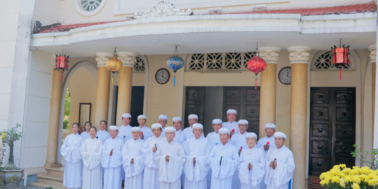 HỘI THÁNH TỔ CHỨC LỄ BÁI MẠNG THỌ PHẨM CHO QUÝ CHỨC SẮC CÁC CƠ QUAN HỘI THÁNH