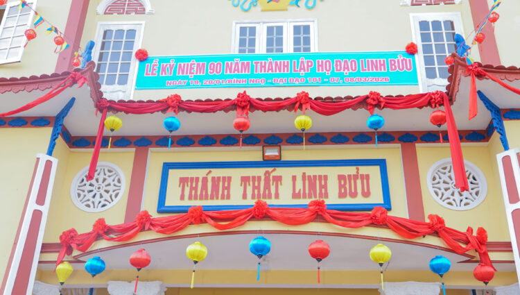 LỄ KỶ NIỆM 90 NĂM THÀNH LẬP HỌ ĐẠO LINH BỬU